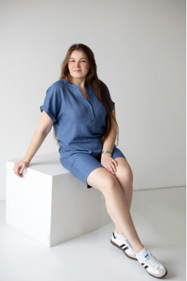 Костюм жіночий